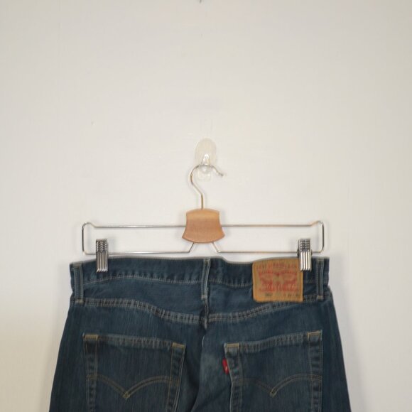 Levis Strauss 501 Button Fly Mens 32/30 Straight Leg 5 Pocket Blue Denim Jeans - Picture 6 of 8